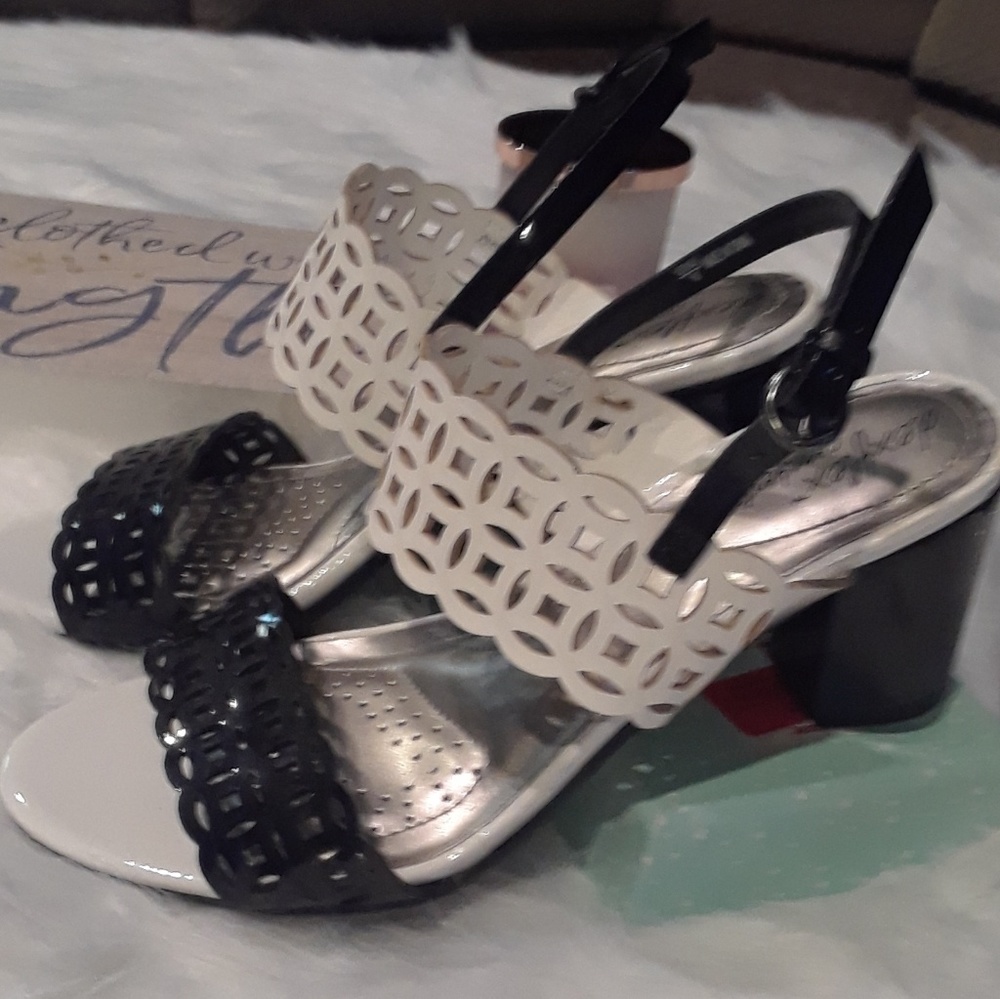 Comfort sandals - Never worn